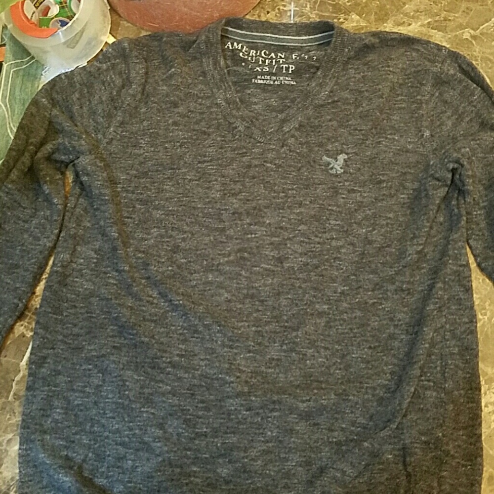 American Eagle  Outfitters Gray sweater, NWOT